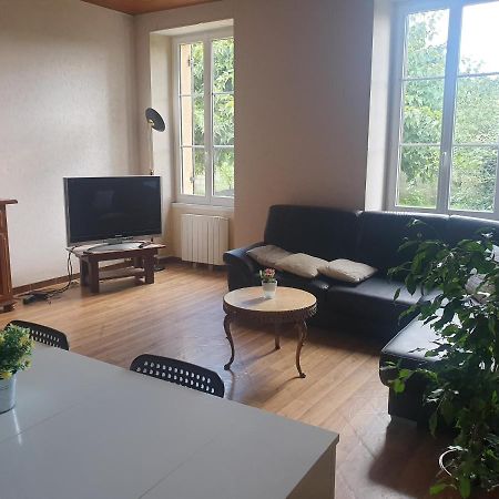 Belle Demeure Avec Espaces Verts Gauriac ภายนอก รูปภาพ